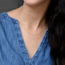 Load image into Gallery viewer, Tiny Heart Pendant Necklace