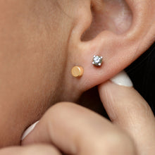 Load image into Gallery viewer, Gold Stud Earrings