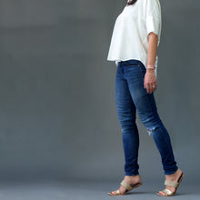 Load image into Gallery viewer, beloved Engraved Leather Bracelet