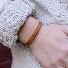 Load image into Gallery viewer, bonus mom Leather Bracelet