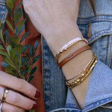 Load image into Gallery viewer, mama  Engraved Leather Bracelet